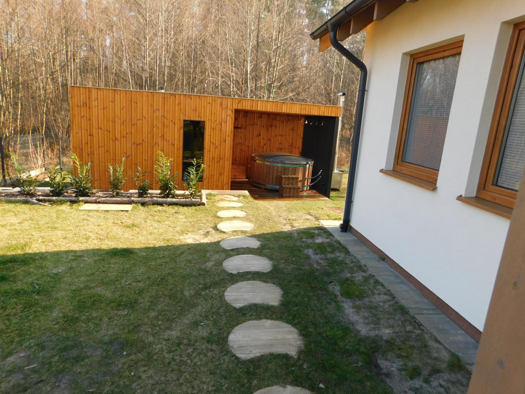 Forest House Sasino-Spa Sauna Balia Extérieur photo